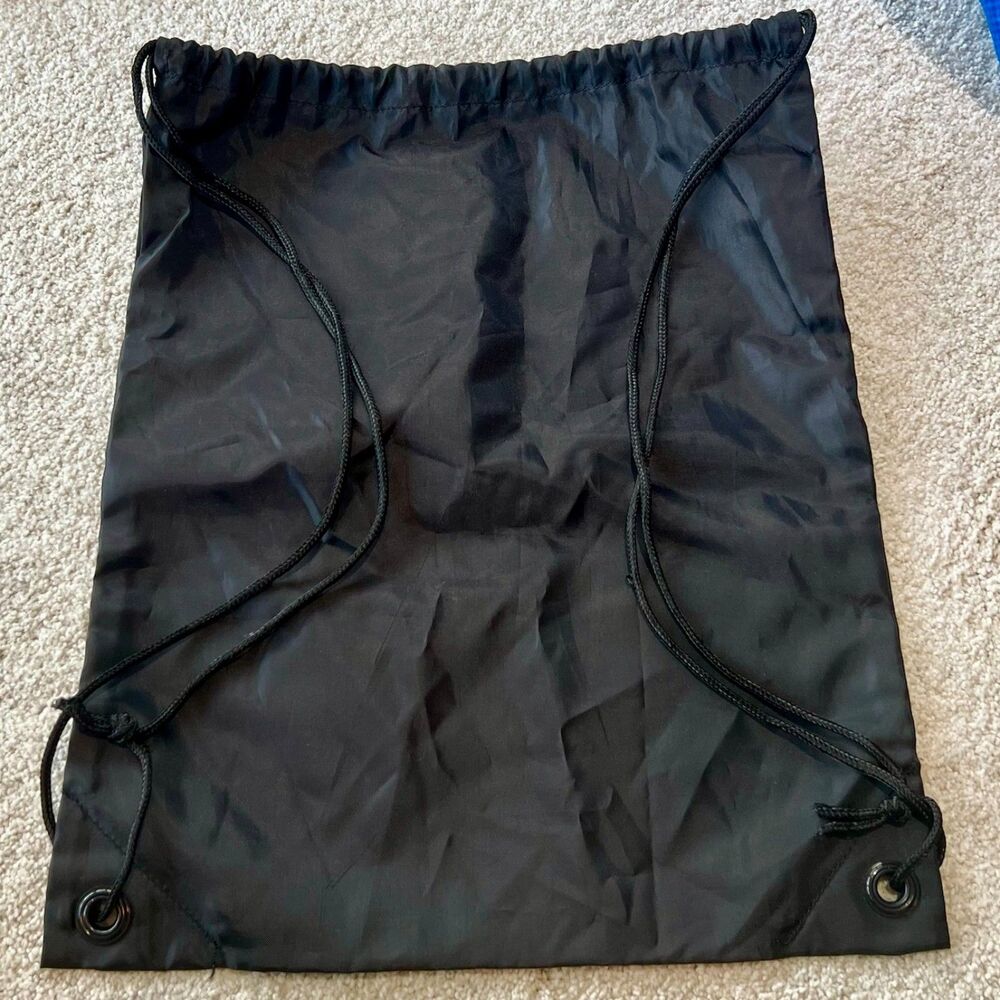 NWOT Adidas Drawstring Backpack - Picture 3 of 7